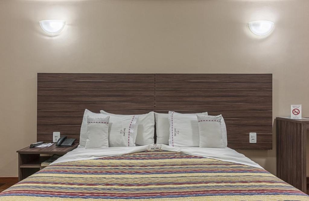 Abba Hotel Betim Esterno foto